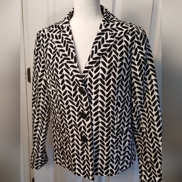 Lafayette 148 New York Blazer - Picture 2 of 12